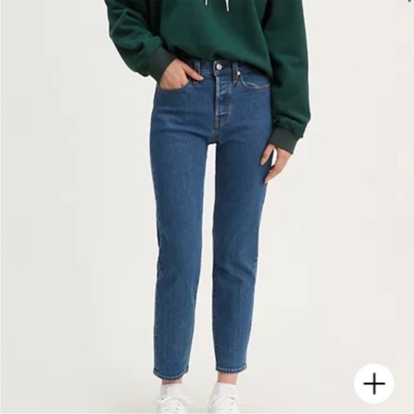 Levi’s Premium Wedgie Ankle Jean in Charleston Stroll Medium Wash Size 30 - Picture 1 of 9